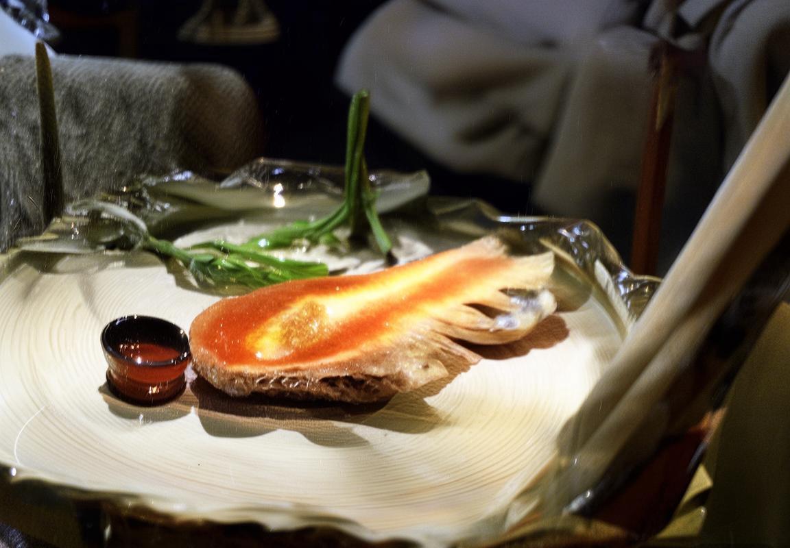 欧冠黑马豪取六连胜展现统治力，剑指双冠王谱写新篇章